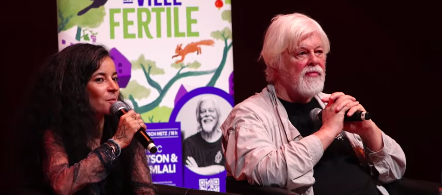 Paul Watson et Lamya Essemlali.